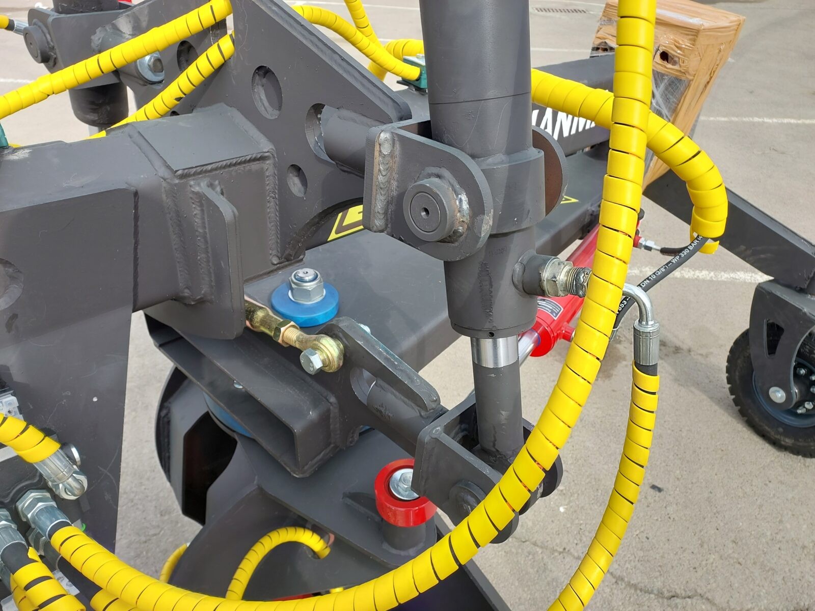 Грейдеры на мини погрузчики