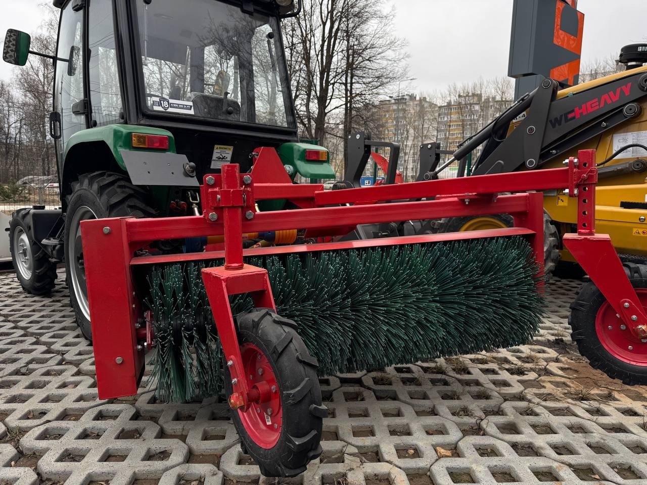 Коммунальная щетка Cheby 1,5 м.