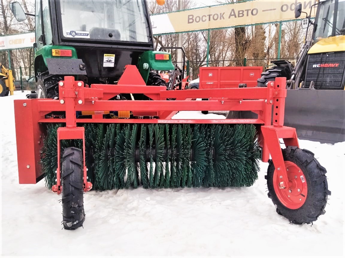 Коммунальная щетка Cheby 1,8 м.